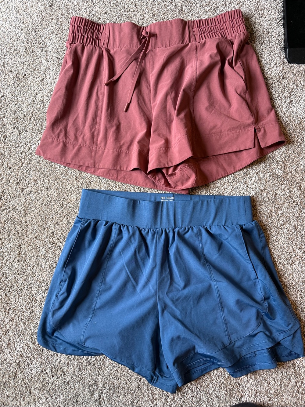 Bundle of 2 women’s athletic shorts as sz L